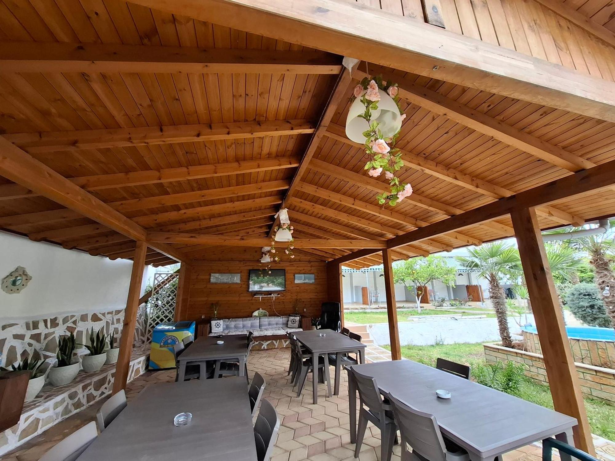 Yard Paradise Rooms Dhërmi Exterior foto